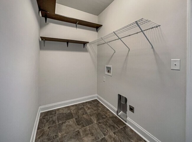 Building Photo - 1224 Meachem Dr