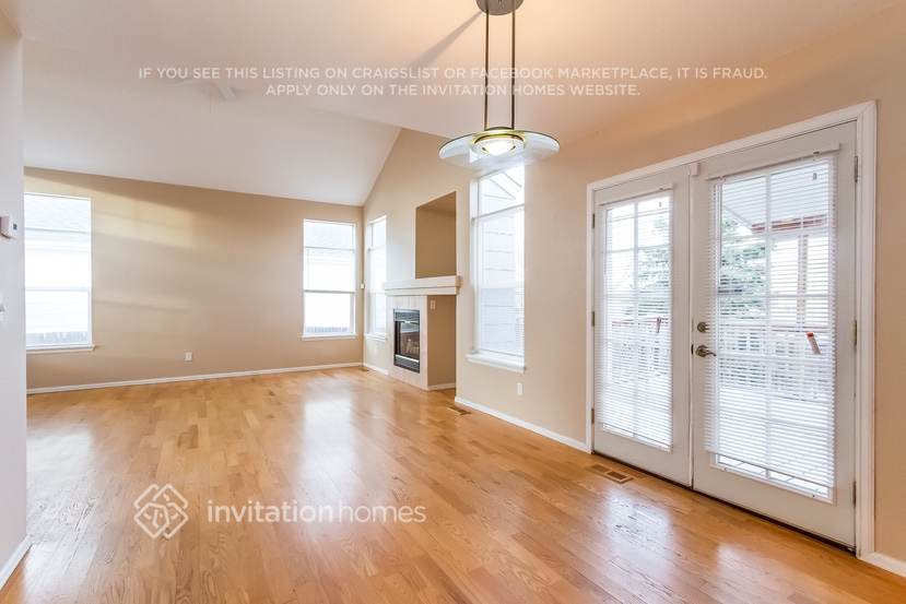 Building Photo - 8738 Snowbird Way