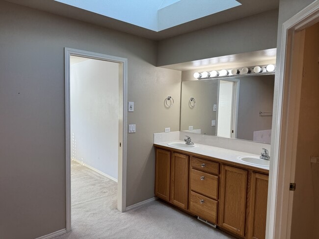 Building Photo - 7825 Amethyst Loop NW