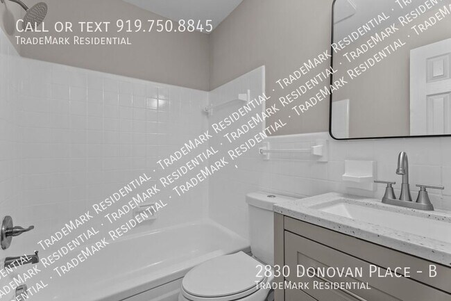 Building Photo - 2830 Donovan Pl
