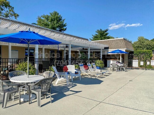 Building Photo - 8358 Knights Bridge Rd