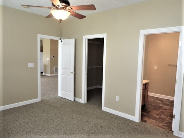 Building Photo - 1565 Cold Spring Dr