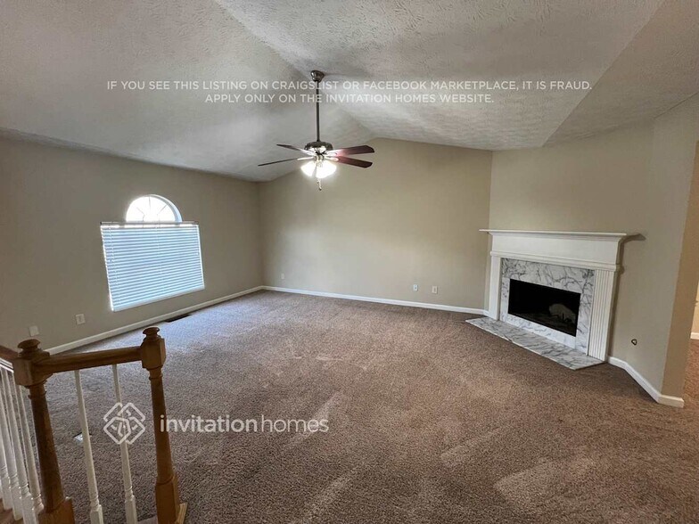 Building Photo - 842 Stonebridge Crescent