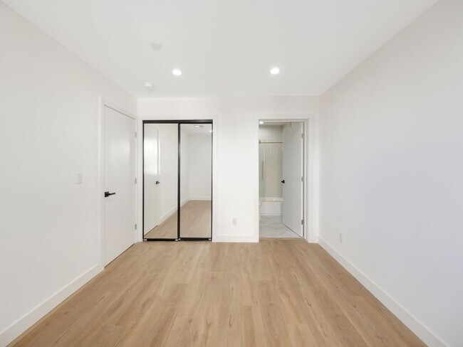 Building Photo - 1856 Redondo Blvd