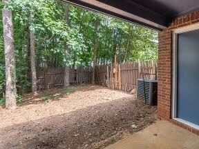 Building Photo - 1121 Brookstone Rd