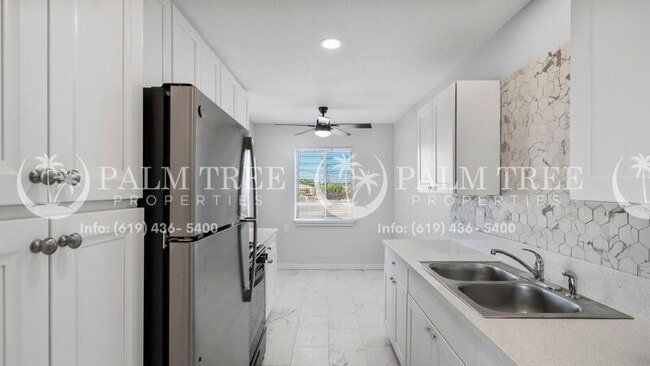 Building Photo - 247 San Jacinto Dr