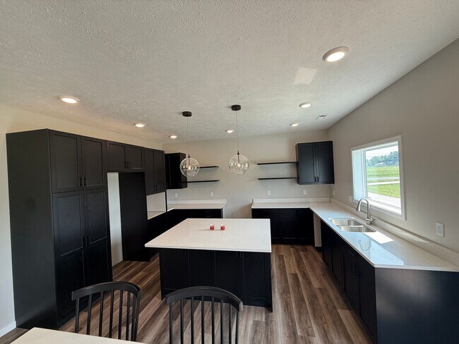 Building Photo - 4209 Wilder Ave