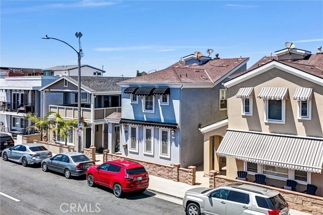 Building Photo - 206 E Balboa Blvd