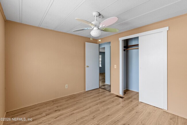 Building Photo - 7631 Timberwood Dr