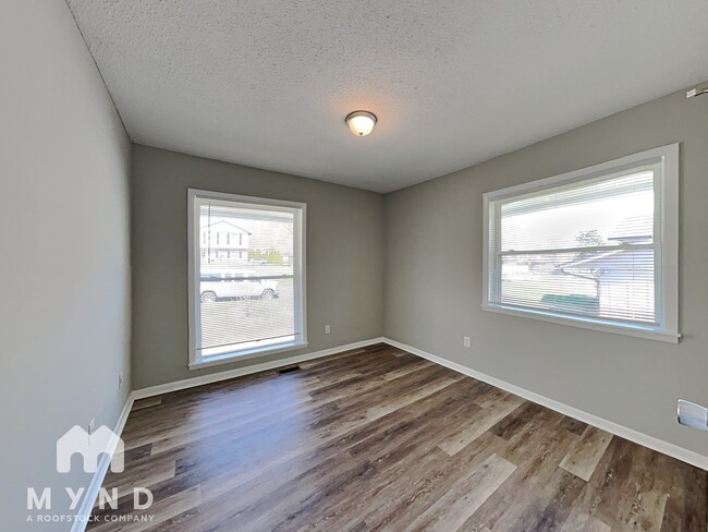 Building Photo - 509 King Arthur Dr