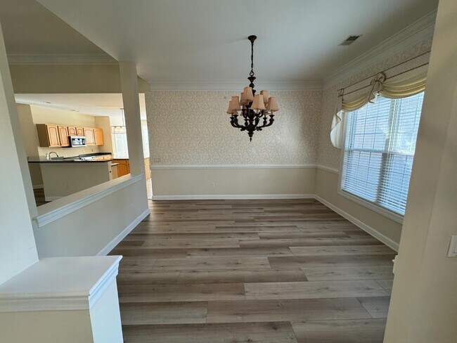 Building Photo - 99 Muirfield Dr