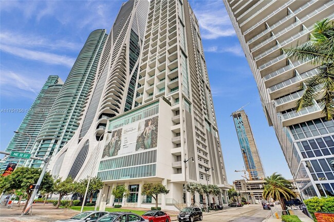 Building Photo - 1040 Biscayne Blvd