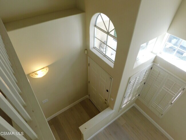 Building Photo - 4887 Santo Dr