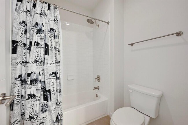 Building Photo - 8901 Parker Ranch Cir