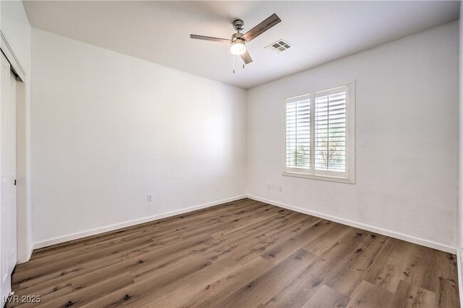 Building Photo - 2535 Jada Dr