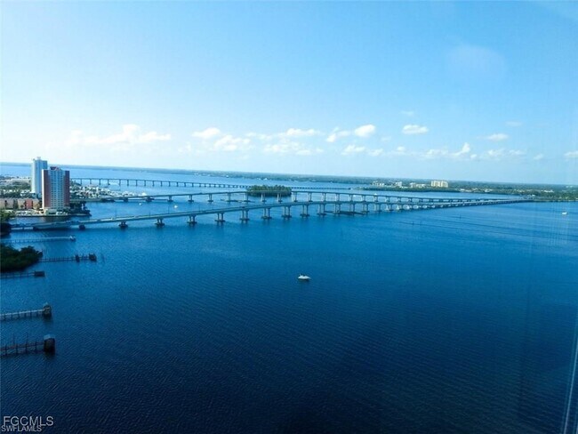 Building Photo - 2743 First St