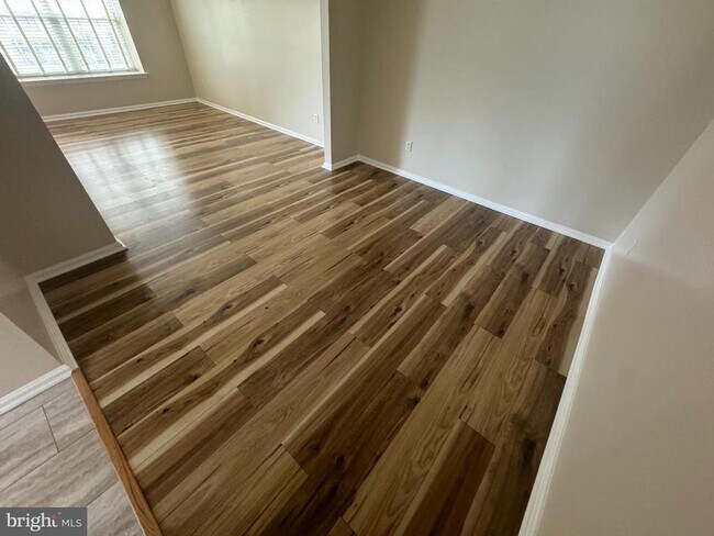 Building Photo - 401 Kirby Way