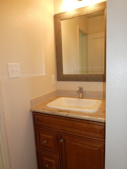 Building Photo - 20930 Cato Ct