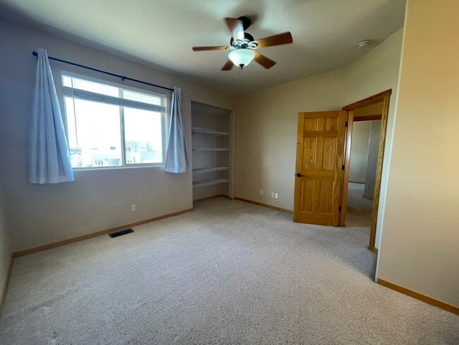 Building Photo - 6809 Chapingo Rd NE