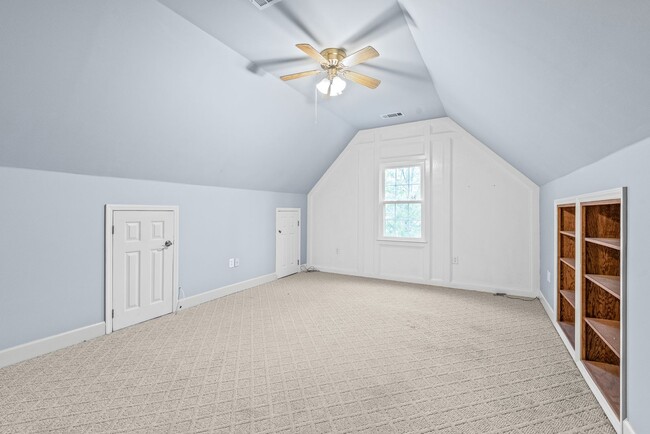 Building Photo - Full Brick Home in Matthews!