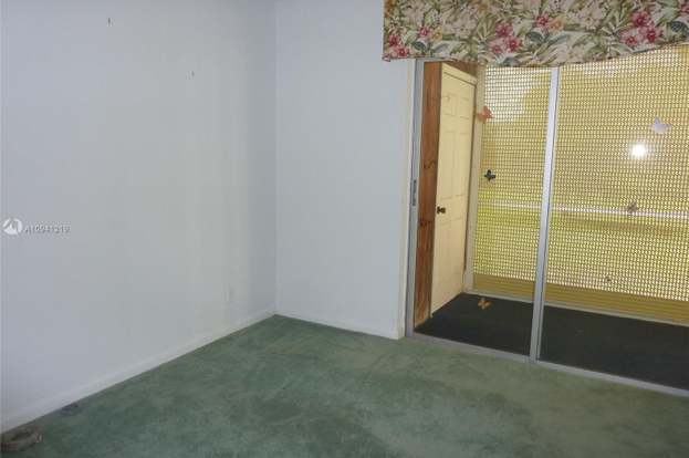Building Photo - 18081 SE Country Club Dr