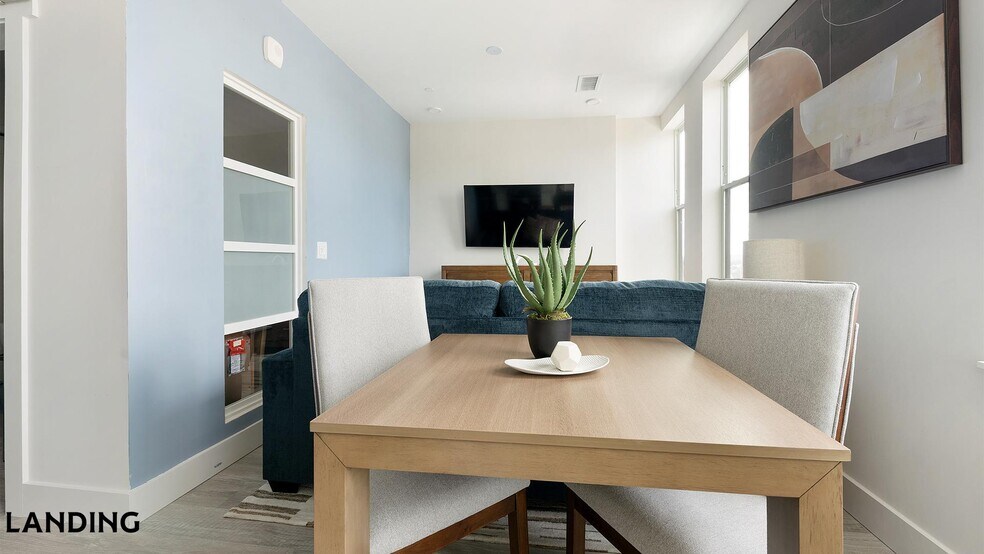 Building Photo - 2005 11th St NW