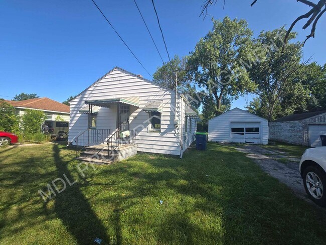 Building Photo - 2-Bedroom House in Saginaw