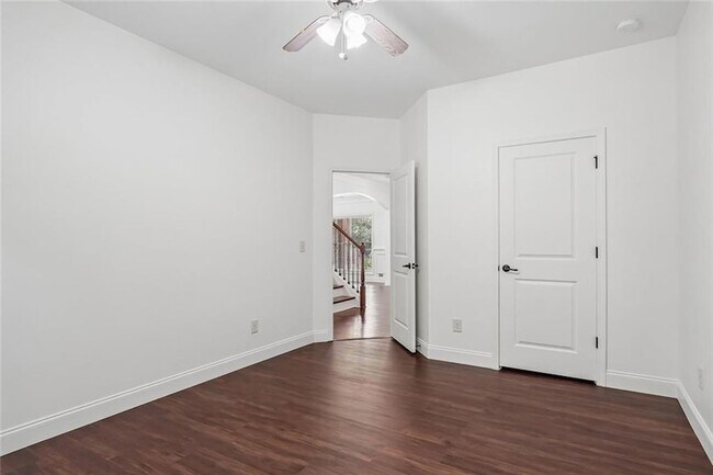Building Photo - 5811 Kendrix Ridge Dr