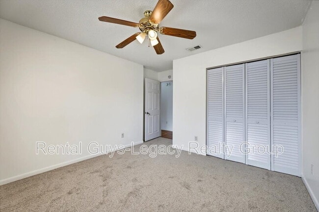 Building Photo - 803 Kettering Way