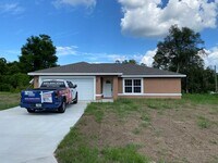 Building Photo - Custom Home - Desirable SW Ocala neighborh...