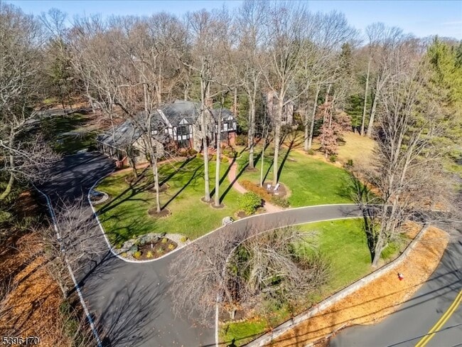 Building Photo - 545 Johnston Dr