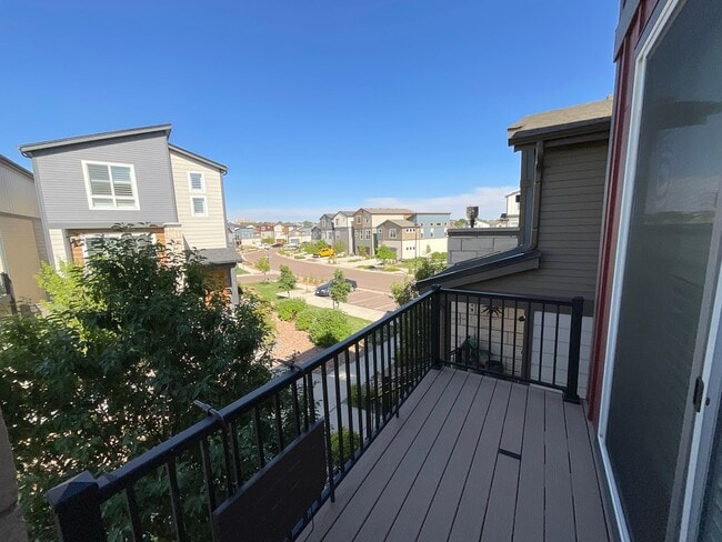 Building Photo - 4 Bedroom Home Available Near E Woodmen Rd & Rangewood Dr!