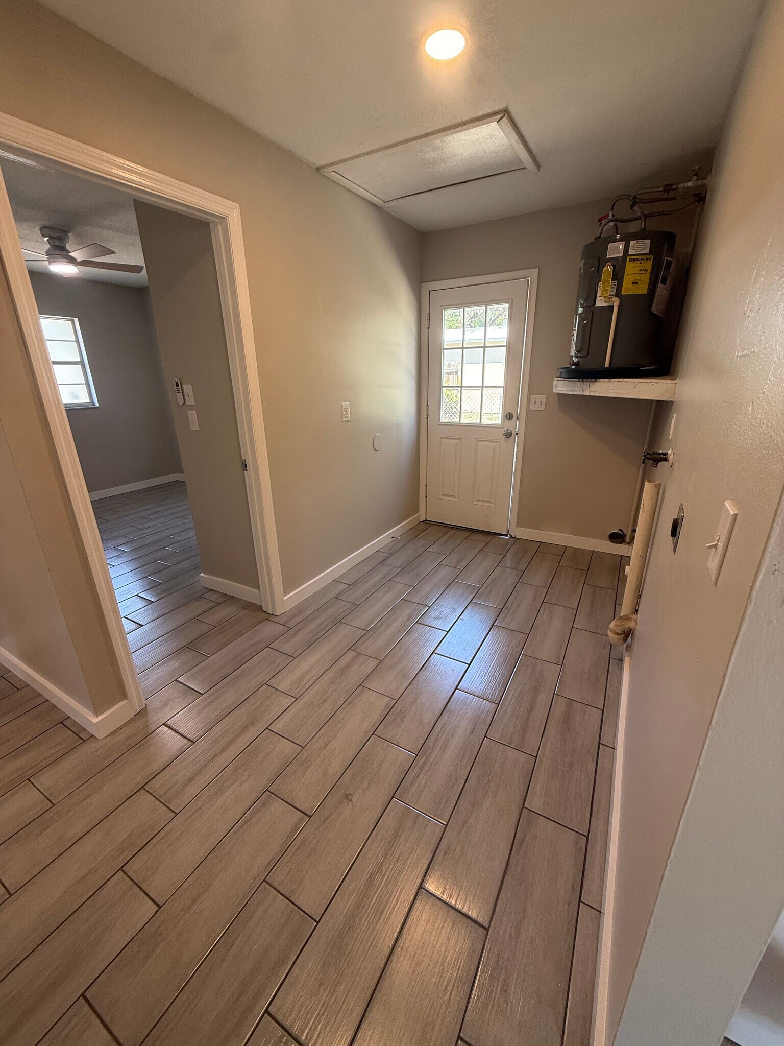 Building Photo - 9251 Adler St