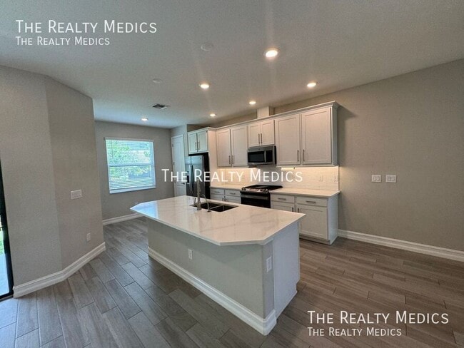 Building Photo - 4712 Lagona Ln