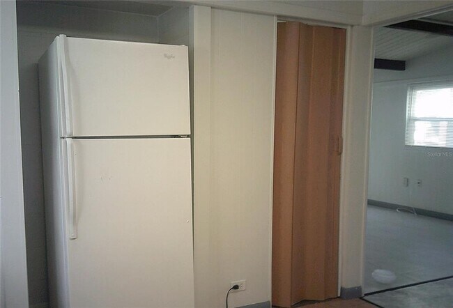 Building Photo - 1060 65th St S