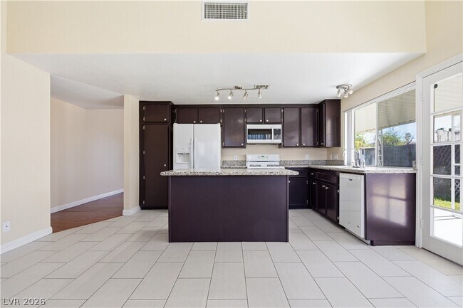 Building Photo - 5221 Percheron St