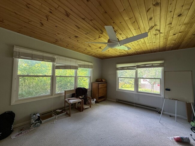 Building Photo - 21 Highland Dr