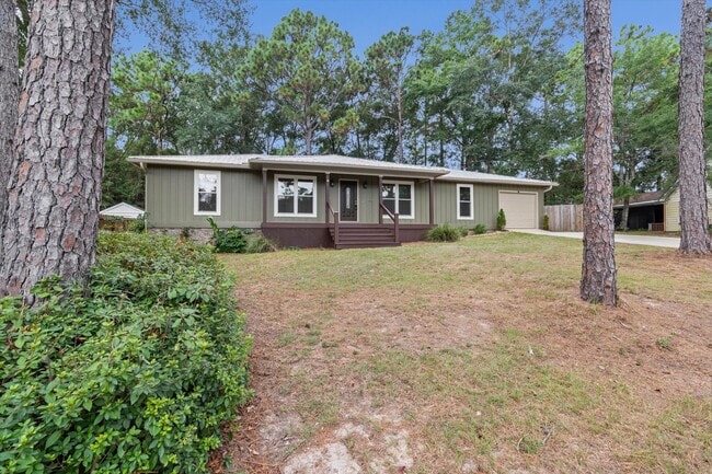 Building Photo - 218 Ridgewood Dr