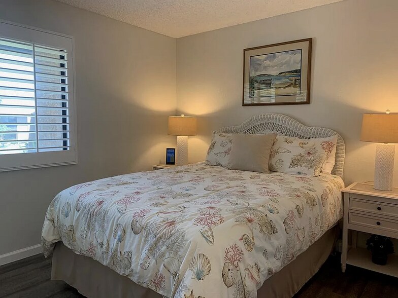 Building Photo - 31200 Landau Blvd