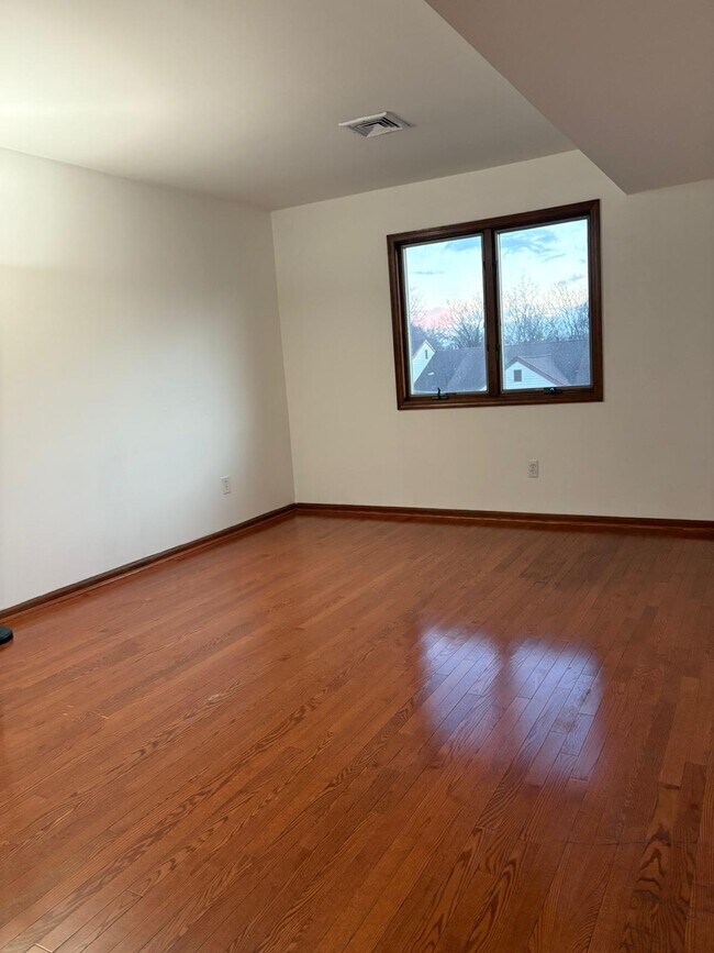 Building Photo - 1250 N Broad St