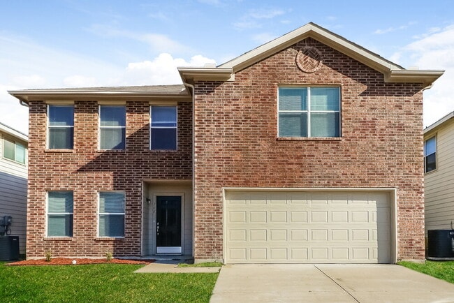 Building Photo - 300 Dakota Ridge Dr