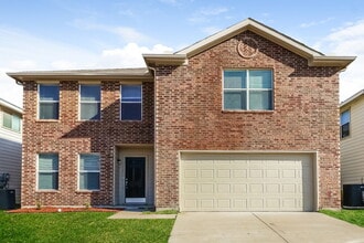 Building Photo - 300 Dakota Ridge Dr