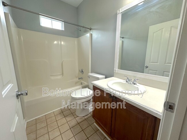 Building Photo - 4845 Chesney St NW