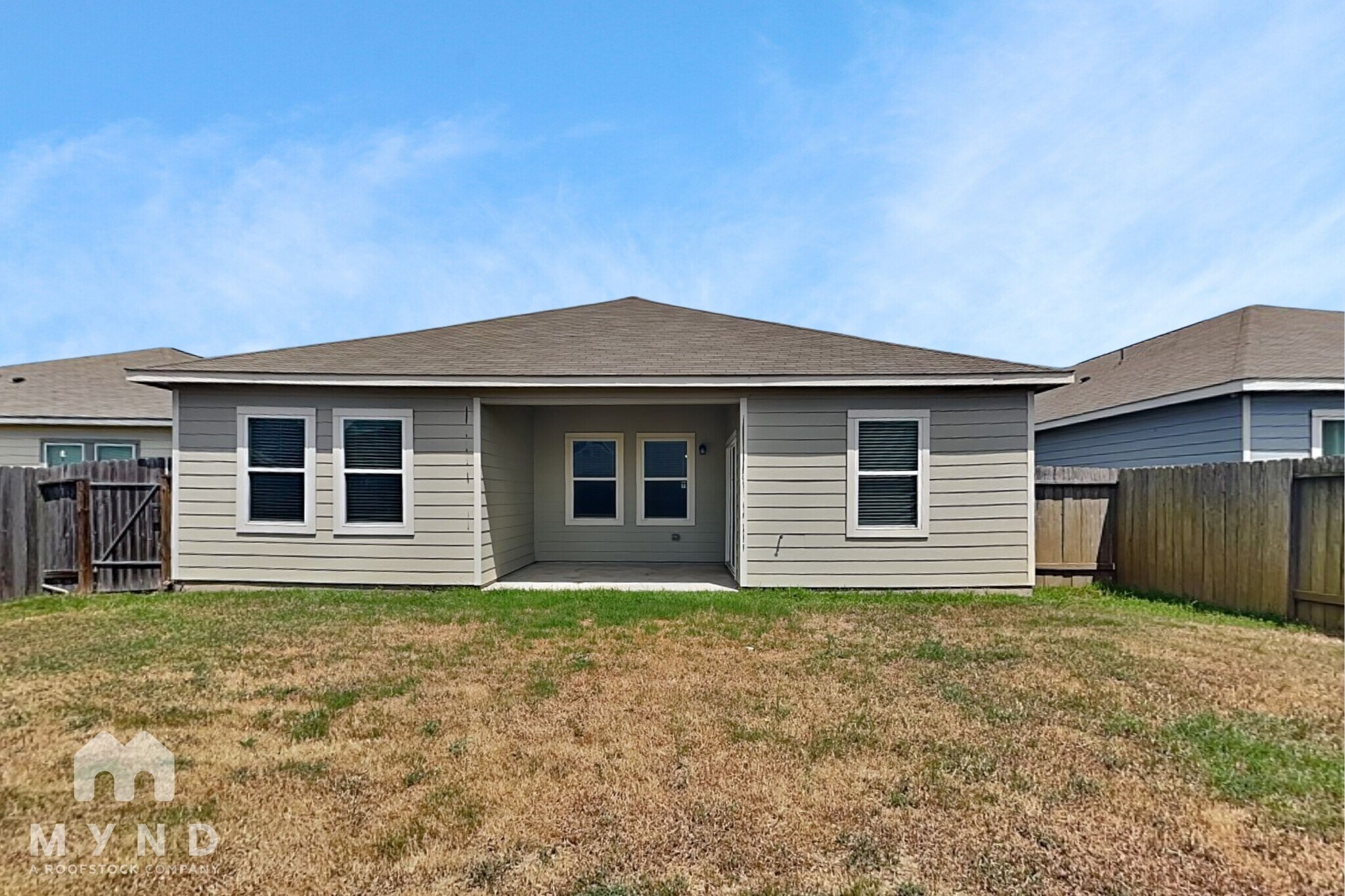 Building Photo - 1044 Banyon Tree Ln