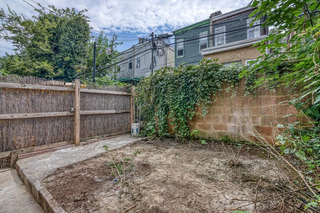 Building Photo - 4834 Olive St