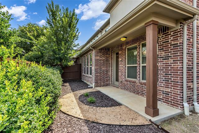Building Photo - 4709 Bayview Dr