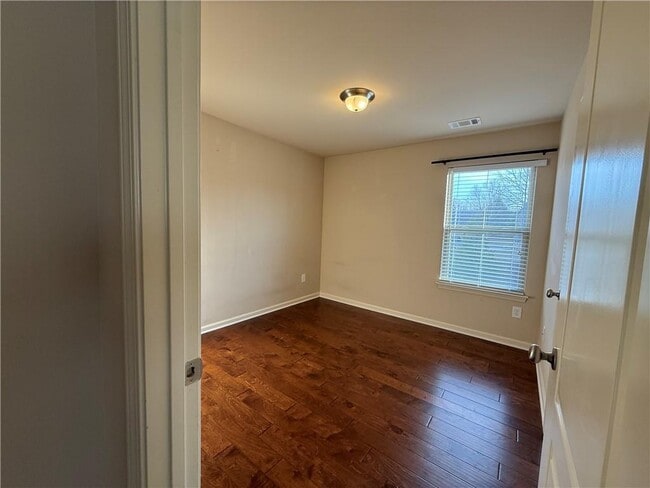 Building Photo - 3619 Brockenhurst Dr