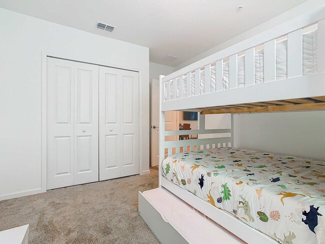 Building Photo - 8879 Cabot Cliffs Dr