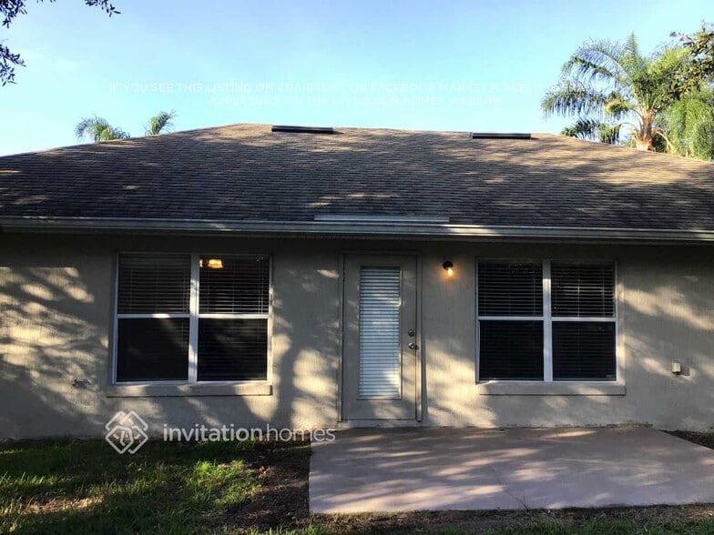 Building Photo - 4741 Ashton Dr W