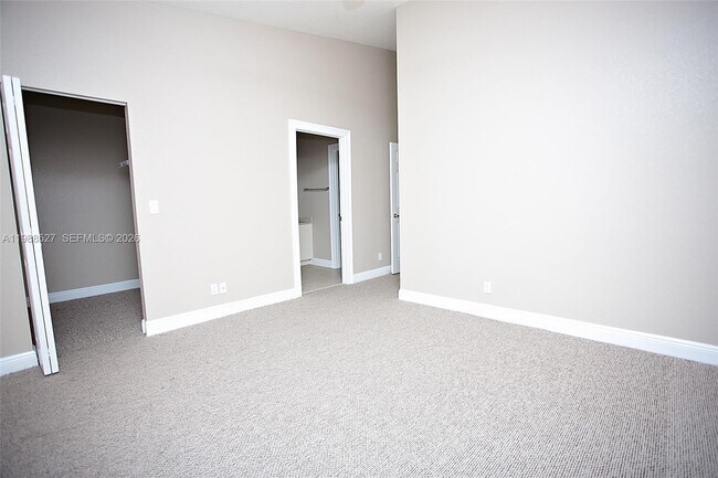 Building Photo - 2409 SW 99th Way